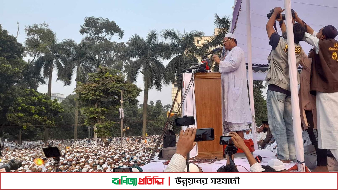 ১০ নভেম্বরের মধ্যে পদত্যাগ করুনঃ সরকারকে চরমোনাই পীর