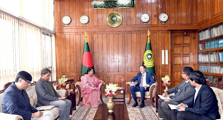 স্পীকারের সাথে বাংলাদেশে নিযুক্ত ইউএনডিপি’র আবাসিক প্রতিনিধির সৌজন্য সাক্ষাৎ