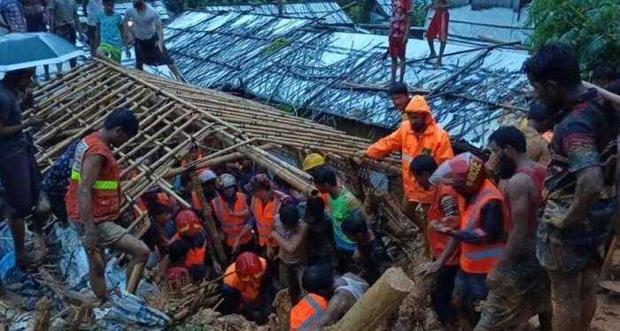 রোহিঙ্গা ক্যাম্পে পাহাড়ধসে ৯ জনের মৃত্যু