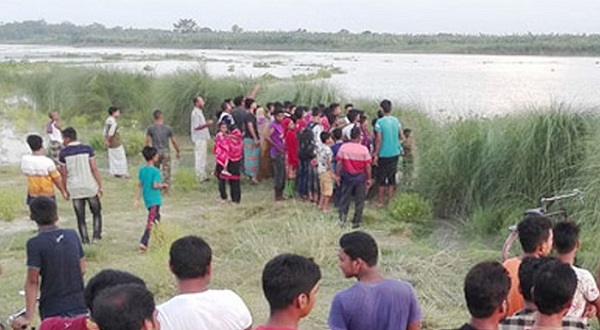 পদ্মায় গোসলে নেমে দুই ভাইসহ তিনজনের মৃত্যু