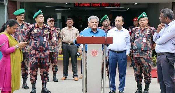 আ. লীগ আইনশৃঙ্খলা বাহিনীকে দানবে পরিণত করেছিল: স্বরাষ্ট্র উপদেষ্টা