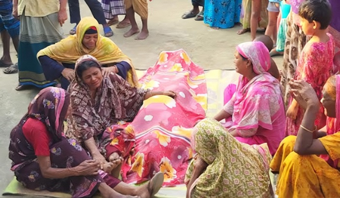 সিরাজগঞ্জে দুর্বৃত্তদের হামলায় বাসের চেকার নিহত