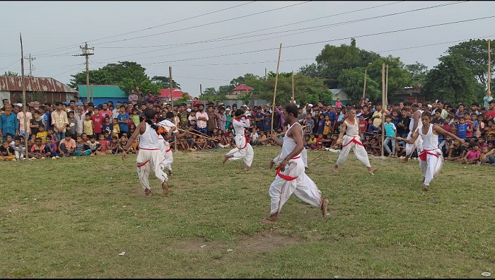 নবীনগরে গ্রাম বাংলার ঐতিহ্যবাহী লাঠি খেলা অনুষ্ঠিত