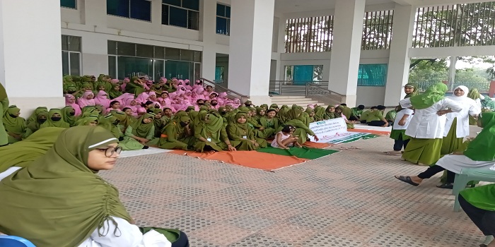 জয়পুরহাটে নার্সদের পদায়নের ১ দফা দাবিতে ৪ঘন্টার কর্মবিরতি