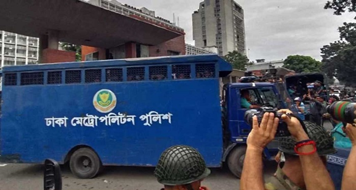 সচিবালয়ে বিশৃঙ্খলার দায়ে ২৬ শিক্ষার্থী কারাগারে