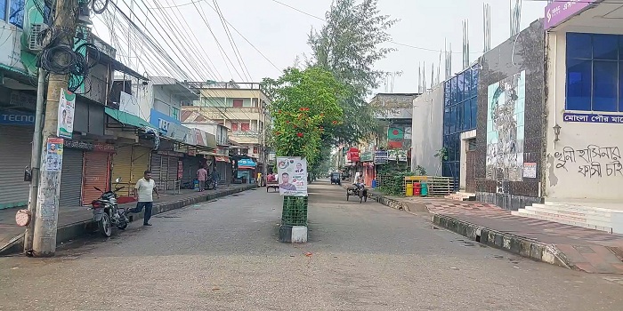 ঘূর্ণিঝড়ের প্রভাব নেই মোংলায়, পণ্য ওঠানামা স্বাভাবিক