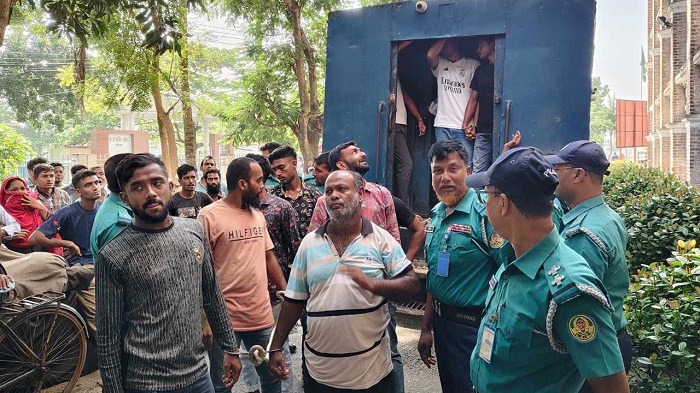 ছাত্রলীগ নেতাকে হত্যার দায়ে ২১ জনের যাবজ্জীবন