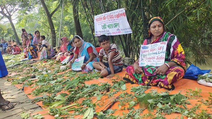 সাতক্ষীরা শ্যামনগরে গ্রামীণ পুষ্টির আধার সংরক্ষণে ব্যতিক্রমী ‘খোটা শাকের মেলা’