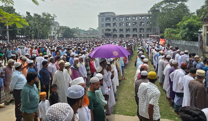 বাউফলে জামায়াত নেতার জানাজায় জনতার ঢল