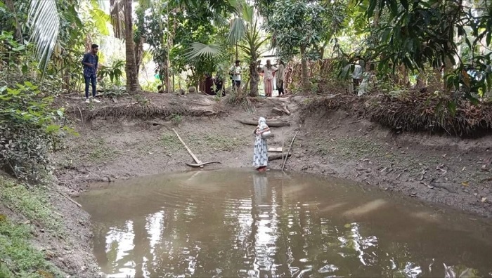 বাগেরহাটের বিশুদ্ধ পানির সংকট: টেকসই সমাধান প্রয়োজন