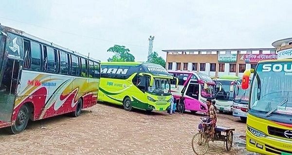 এক সপ্তাহ পর বেনাপোল দিয়ে দূরপাল্লার বাস চলাচল শুরু