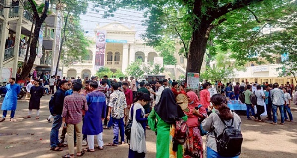 গুচ্ছে না থাকার সিদ্ধান্ত: জবির ভর্তি পরীক্ষা শুরু ৩১ জানুয়ারি