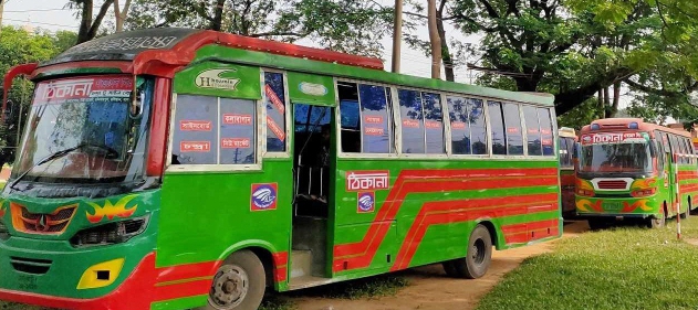 জাবির নারী শিক্ষার্থীকে যৌন হয়রানির অভিযোগে ১১টি বাস আটক