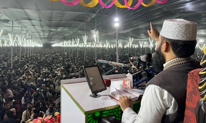 কয়েক লক্ষ মানুষের ঢল, জাতীয় ঐক্যের আহবান জানালেন মিজানুর রহমান আজহারী