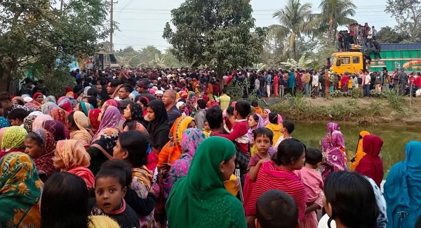 কুষ্টিয়ায় পৃথক সড়ক দুর্ঘটনায় নিহত-৩