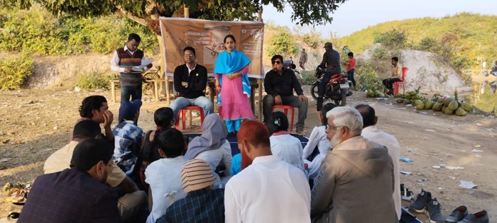 চীনা মাটির পাহাড়ে একুশে পাঠচক্রের আসর অনুষ্ঠিত