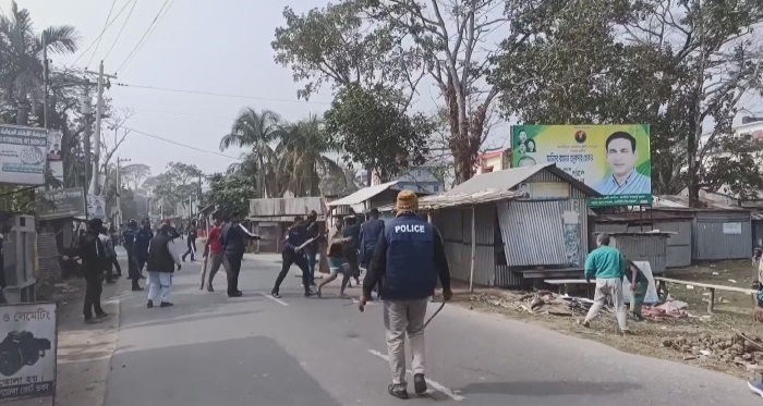 কালকিনিতে আধিপত্য বিস্তারে ছাত্রদল-যুবদলের সংঘর্ষ, আহত ৫