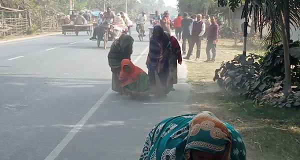 লালপুরে বায়ু দূষণ রোধে রাস্তা পরিষ্কার করালেন ইটভাটার মালিক সমিতি