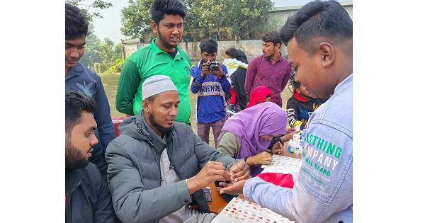 বারুইপাড়ায় ‘ব্লাডডোনার্স ২.০’র উদ্যোগে বিনামূল্যে রক্তের গ্রুপ নির্ণয়