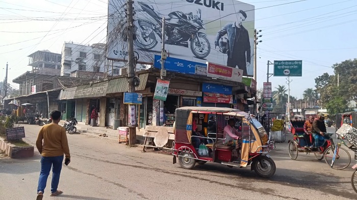 ঝিনাইদহে পাল্লা দিয়ে চলছে সরকারি জমি দখল, কর্তৃপক্ষ নিশ্চুপ